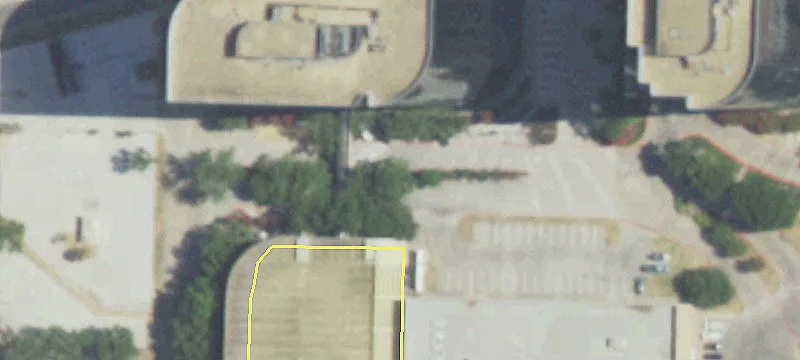 Retail Space on Lyndon B Johnson