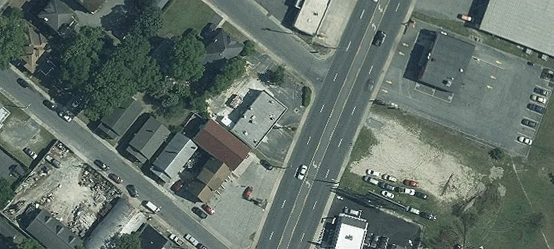 Renovated Restaurant Building For Sale