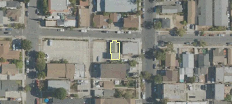 Renovated Triplex Near Downtown