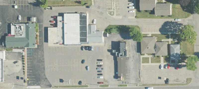 Restaurant Space in High-Traffic Plaza