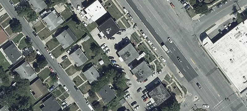 Versatile Retail/Office Space Available