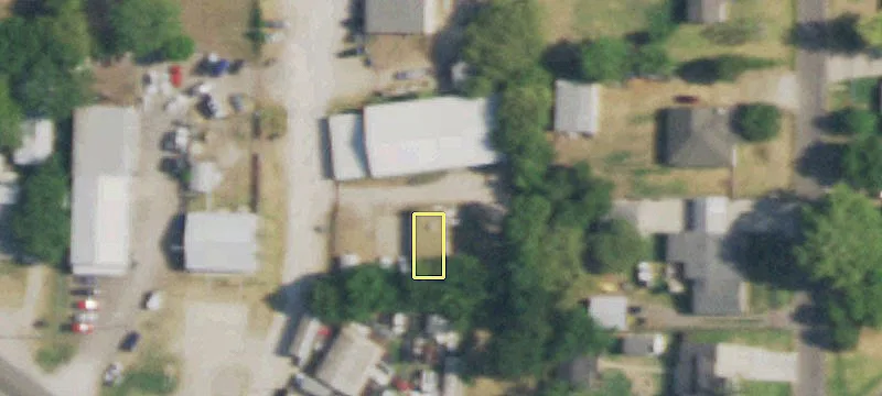 Versatile Commercial Property with Storage