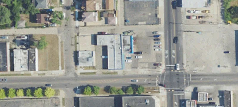 Muffler Shop Prime Location