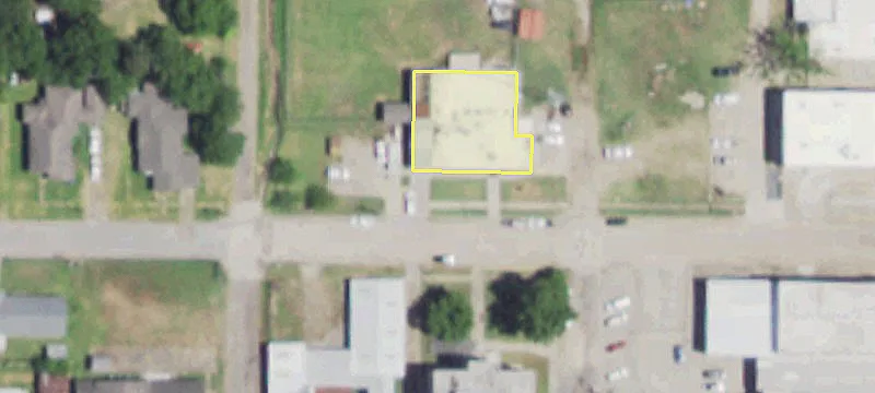 Commercial Property with Multiple Bays