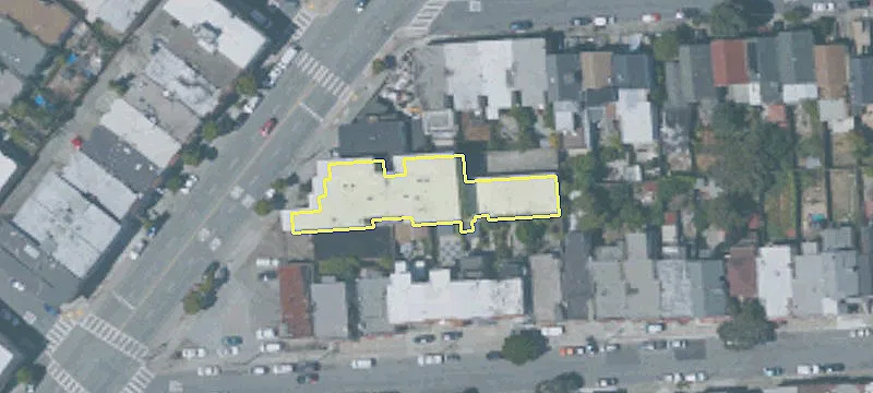 Mission Street Storefront for Rent