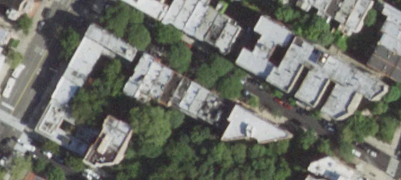 Multifamily Home in New York