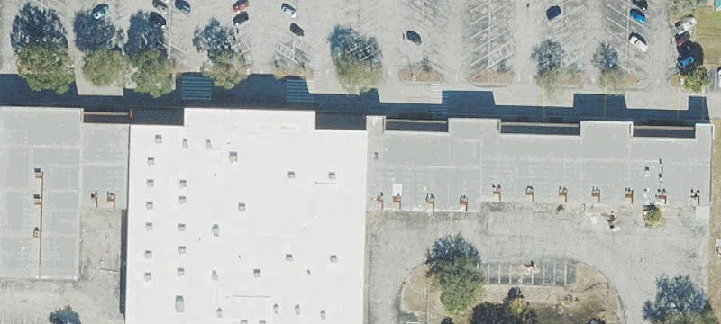 Spacious Shopping Center Unit