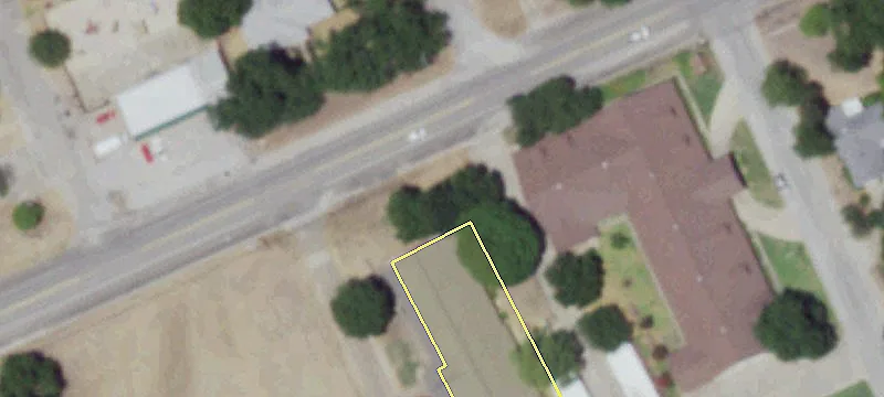 Commercial Property in Clifton, Texas