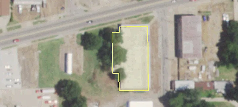 Commercial Lot on Bonham Street