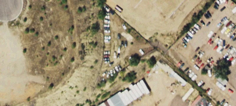 Commercial Land with Shop and Gate