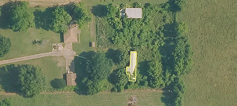Prime Commercial Property on Airline