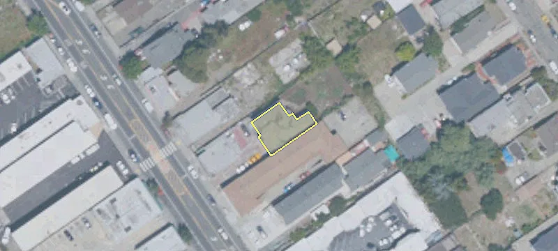 Mixed-Use Building with High Income
