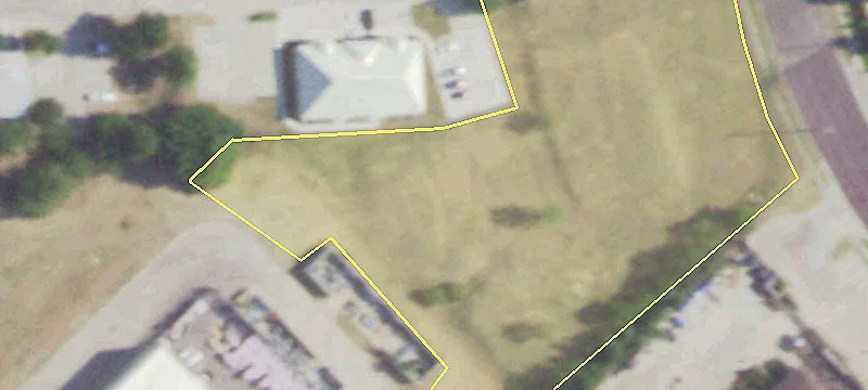 Commercial Lot on Precinct Line