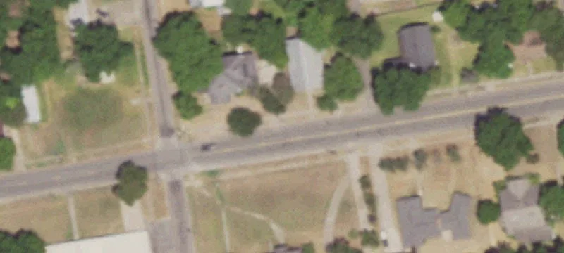 Versatile Commercial Building Near Main
