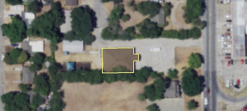 River Oaks Adaptable Commercial Property
