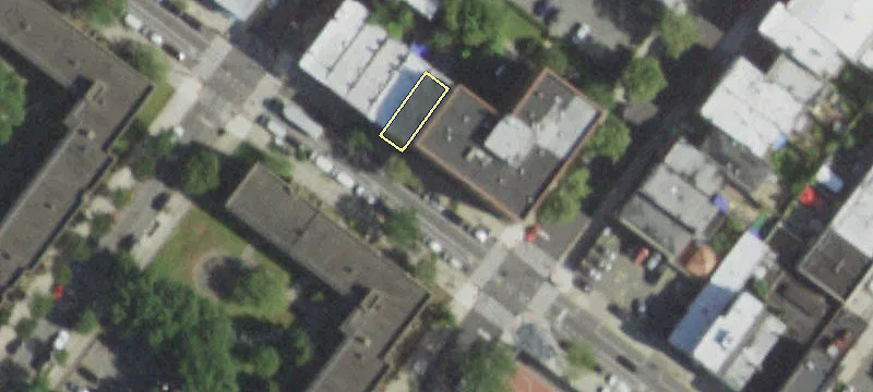 Spacious Storefront with Basement, Backyard