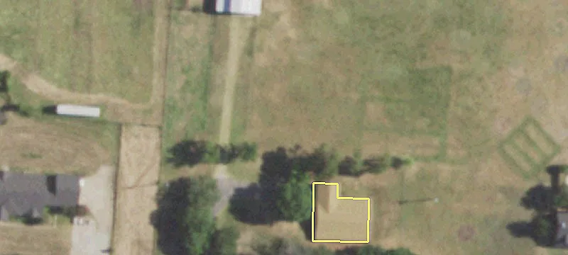 Unrestricted Land on High-Traffic Corridor