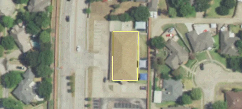 Commercial Building in Dallas County