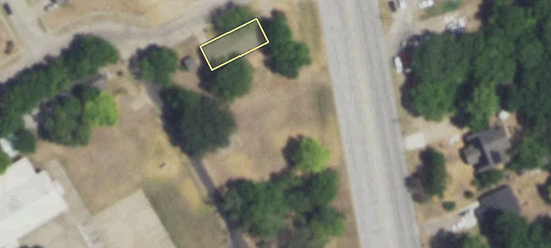 Commercial Land in Ennis, Texas