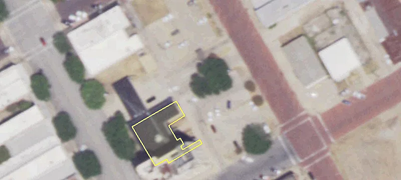 Historic Corsicana Building on Beaton