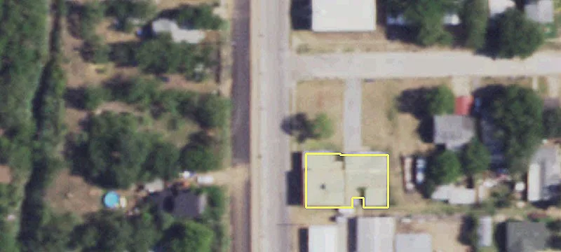 Updated Commercial Building on Highway