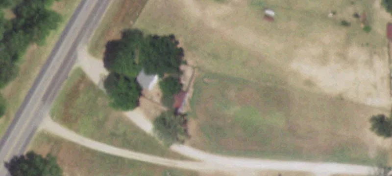 Versatile Commercial/Residential Property on Highway 19