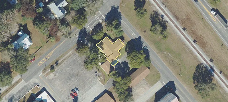 Belleview Commercial Building For Sale