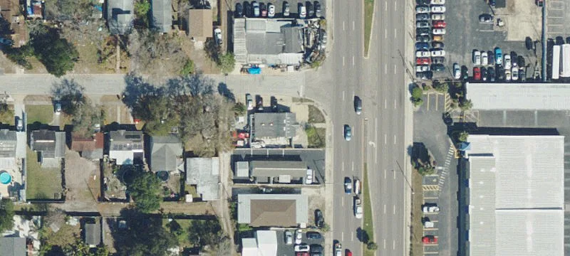 Versatile Commercial Building on 49th