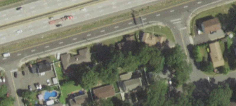 Sunrise Highway Commercial Building