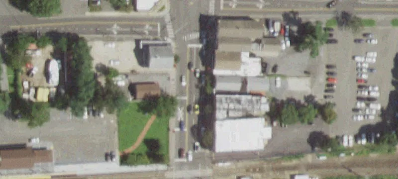 East Northport Commercial Lease Opportunity