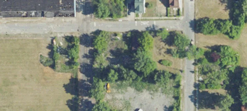 Vacant Structure in Industrial District