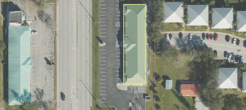 Restaurant Building on One Acre