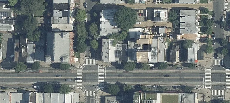 Retail Space in Bustling Neighborhood