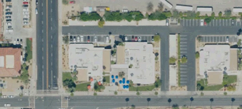 Iconic Palm Springs Landmark Plaza
