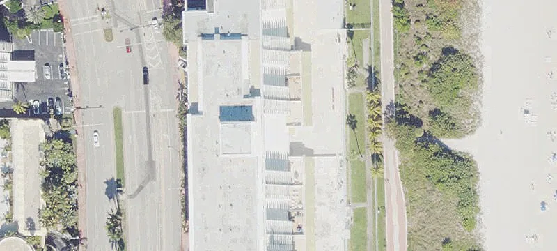 Commercial Condo Near Beach Access