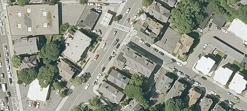 Commercial Unit in Hyde Square