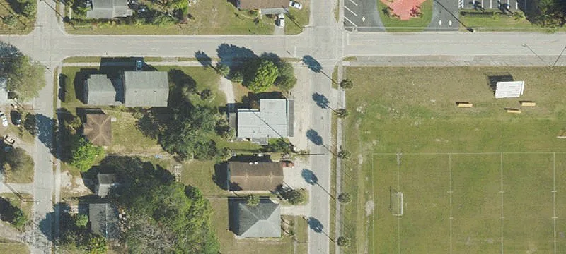 Triplex in Quiet Neighborhood