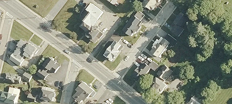 Historic Victorian Three-Unit Apartment Building