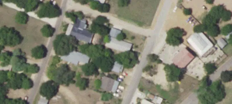 Versatile Commercial Building Near State Park