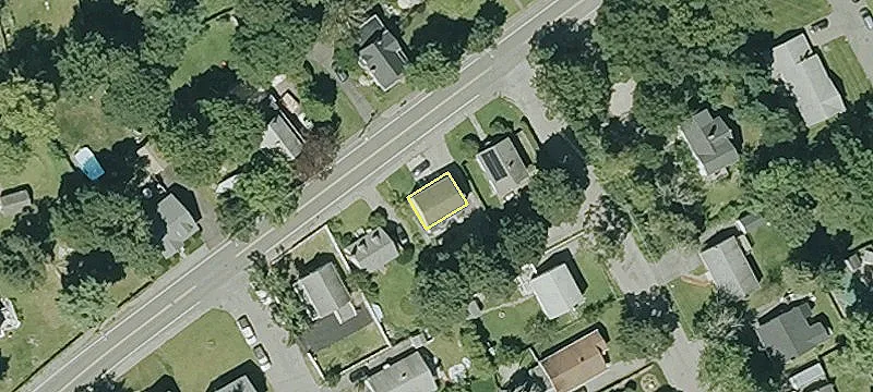 Brockton Duplex with Six Bedrooms