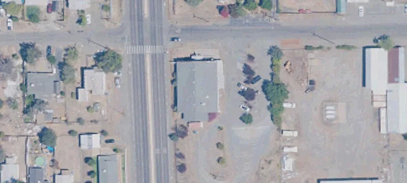 Versatile Commercial Building, Oroville