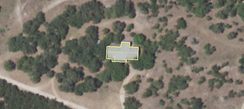 Versatile Commercial Tract on Fitzhugh