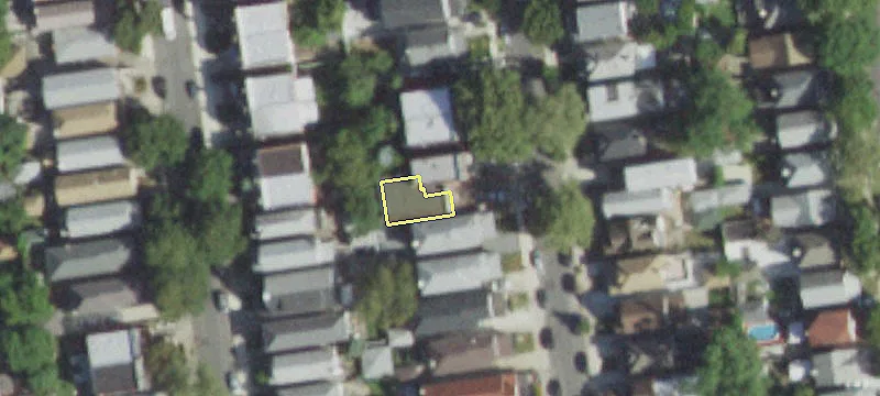 Spacious Detached Midwood Home
