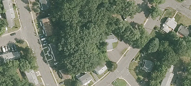 Mixed-Use Property with Apartment