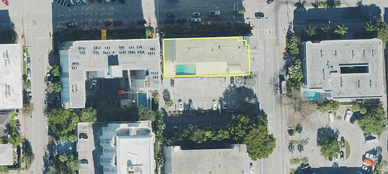Lincoln Road Retail Space For Sale