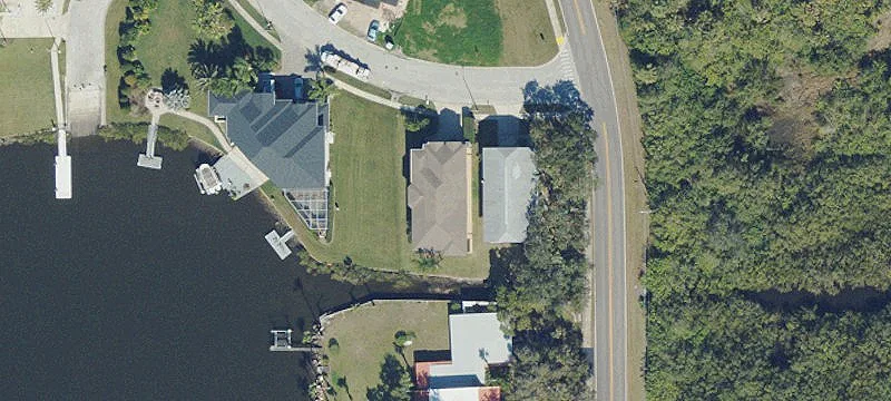 Oversized Homesite in Waterfront Community