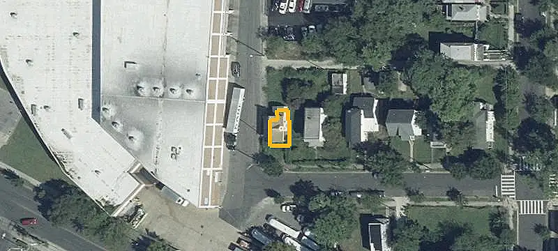 Land in the City Center