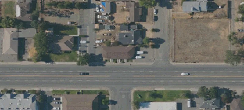 Versatile Commercial Building in Willows