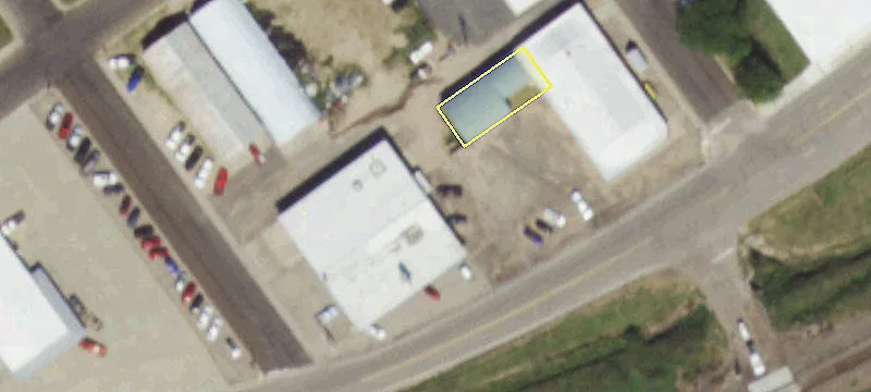 Commercial Space with Auto Potential
