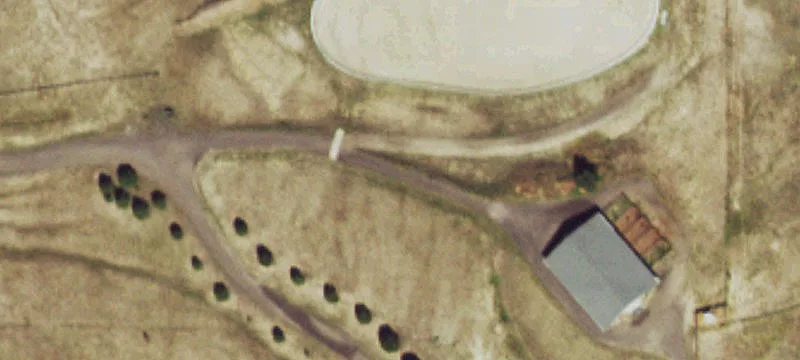 10 Acre Parcel Near Elizabeth
